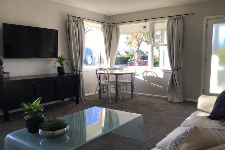 Photo of property in 4 Lochee Road, Upper Riccarton, Christchurch, 8041