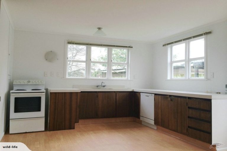 Photo of property in 2 Nield Road, Manurewa, Auckland, 2102