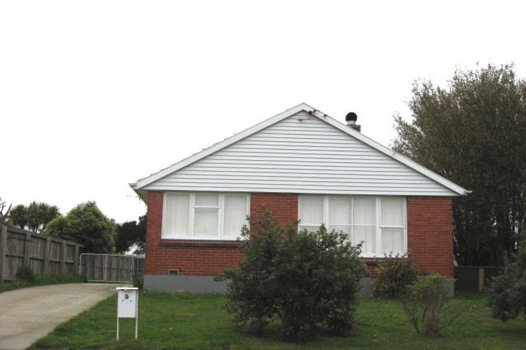 Photo of property in 3 Ealing Street, Northcote, Christchurch, 8052