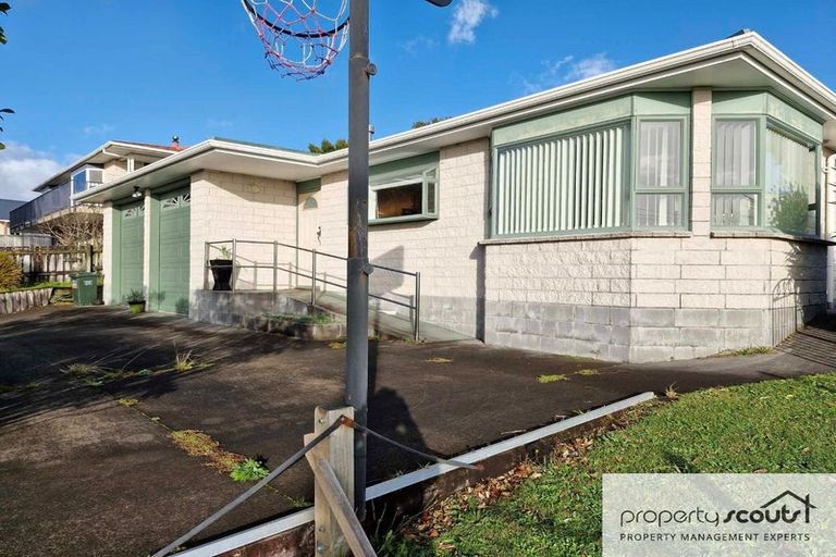 Photo of property in 74 Barrett Road, Whalers Gate, New Plymouth, 4310