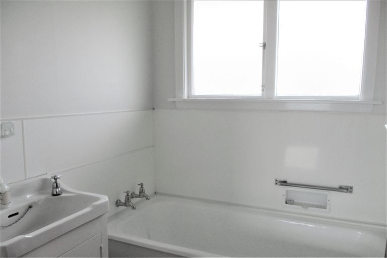 Photo of property in 12 Mcnair Road, Temuka, 7920