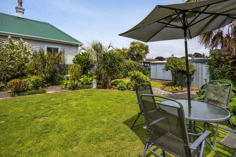 Photo of property in 24 Sanders Avenue, Westown, New Plymouth, 4310