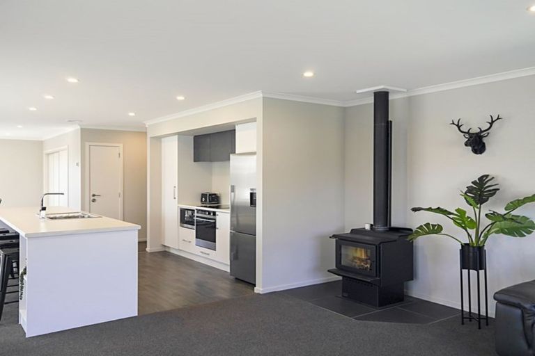 Photo of property in 5 Lakeland Avenue, Twizel, 7901