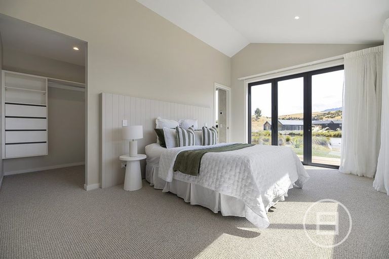 Photo of property in 22 Woolshed Road, Jacks Point, Queenstown, 9371