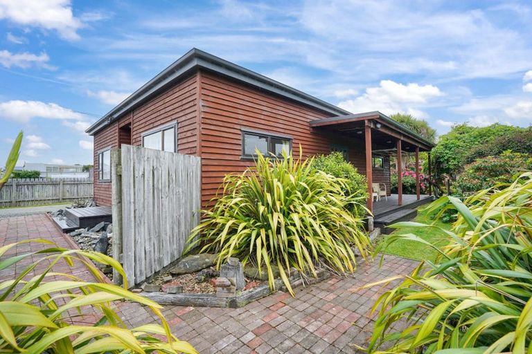 Photo of property in 144 Avon Road, Clifton, Invercargill, 9812