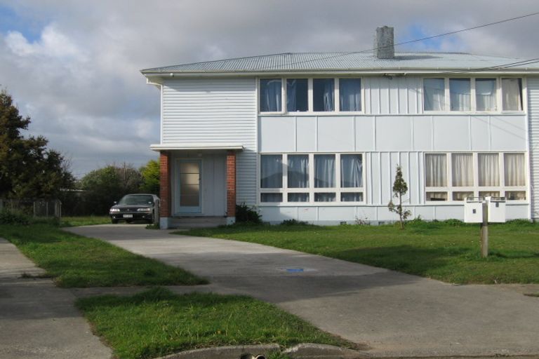 Photo of property in 8-9 Anne Street, Feilding, 4702