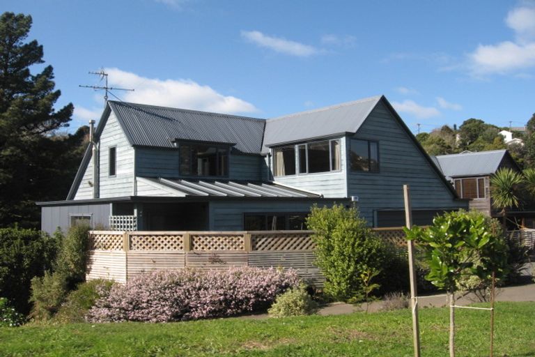 Photo of property in 69 Waikowhai Street, Ngaio, Wellington, 6035