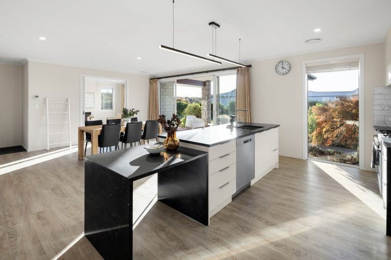 Photo of property in 41 Alan Livingston Drive, Cambridge, 3434