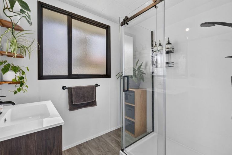 Photo of property in 4 Sequoia Place, Pukete, Hamilton, 3200