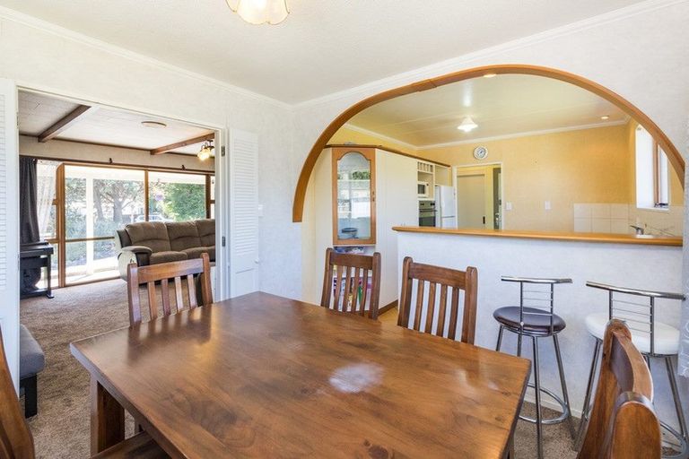 Photo of property in 6-8 East Road, Shannon, 4821