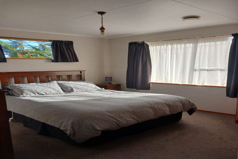 Photo of property in 35 Halsey Street, Clinton, 9534