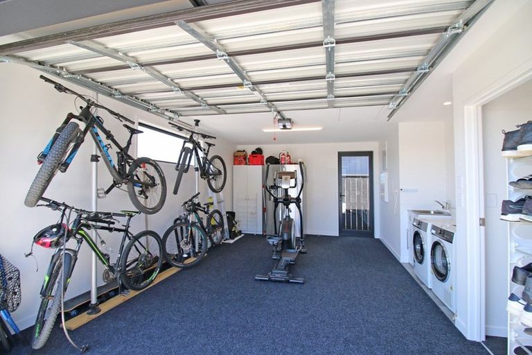 Photo of property in 34 Crown Street, Papamoa, 3118