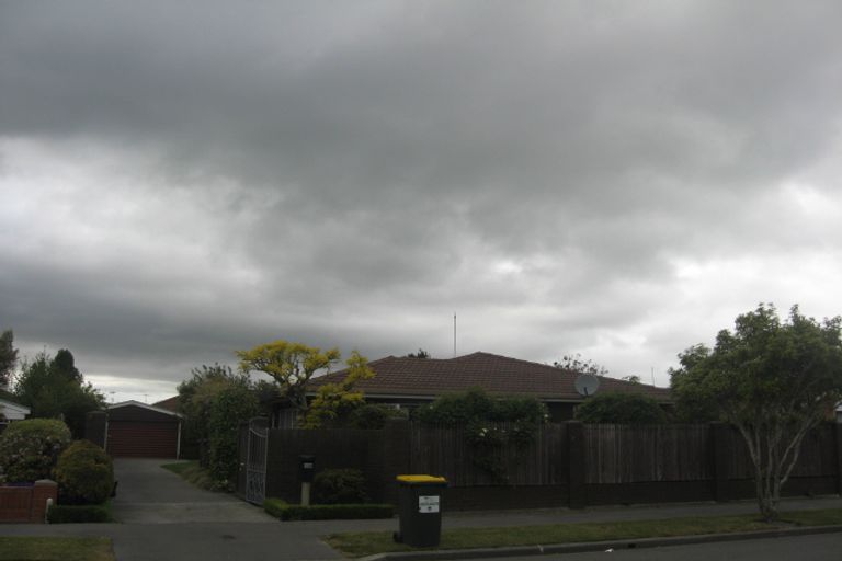 Photo of property in 130 Reynolds Avenue, Bishopdale, Christchurch, 8053
