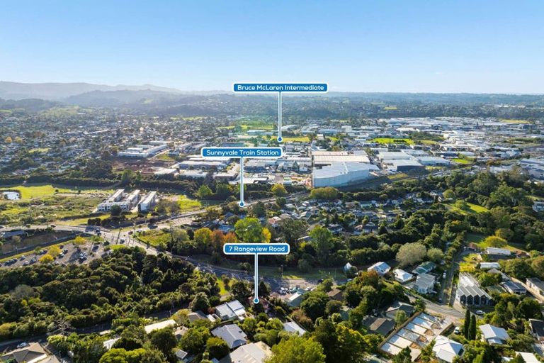 Photo of property in 7 Rangeview Road, Sunnyvale, Auckland, 0612
