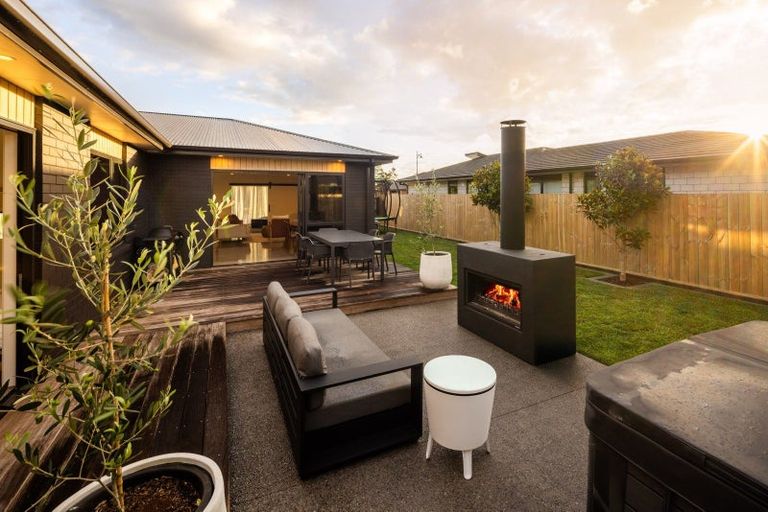 Photo of property in 11 Ruru Street, Cambridge, 3434