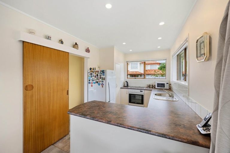 Photo of property in 5/33 Swanson Road, Henderson, Auckland, 0610