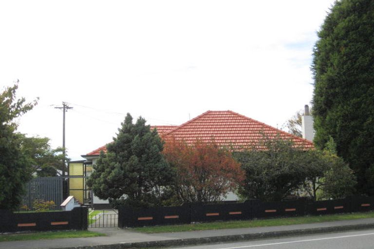 Photo of property in 2 Buchanans Road, Sockburn, Christchurch, 8042