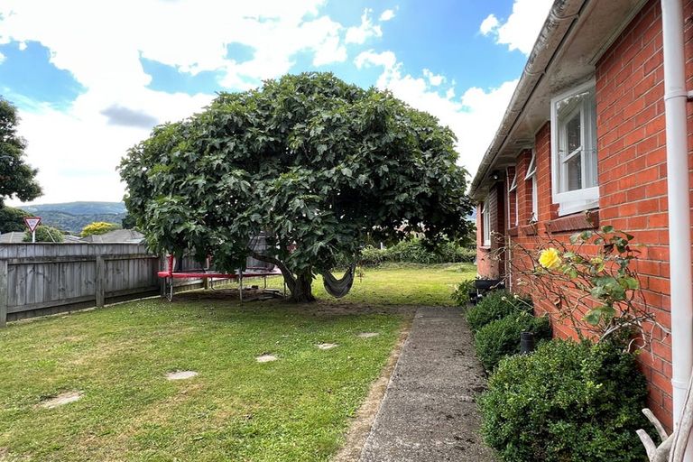 Photo of property in 1 Mchardie Street, Trentham, Upper Hutt, 5018