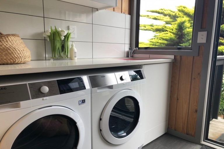 Photo of property in 26 Havelock Road, Hospital Hill, Napier, 4110