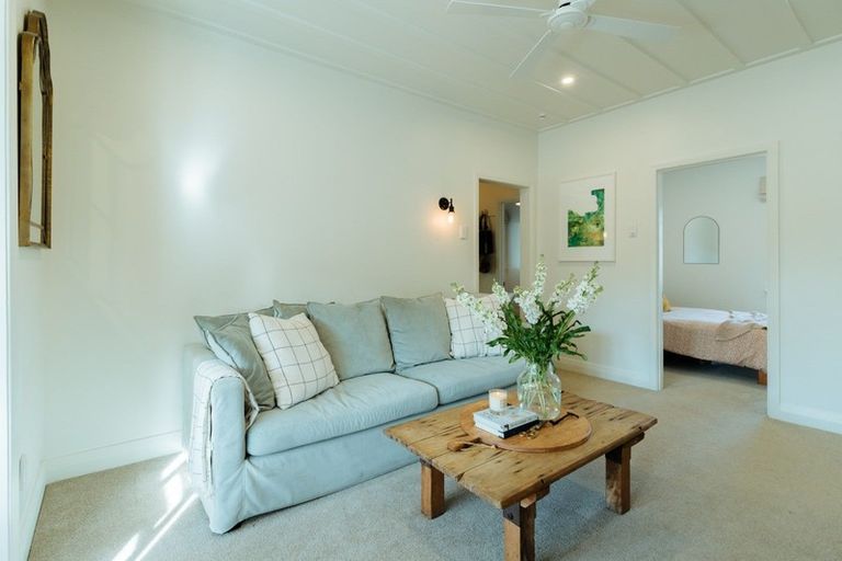 Photo of property in 109 Shakespeare Street, Leamington, Cambridge, 3432