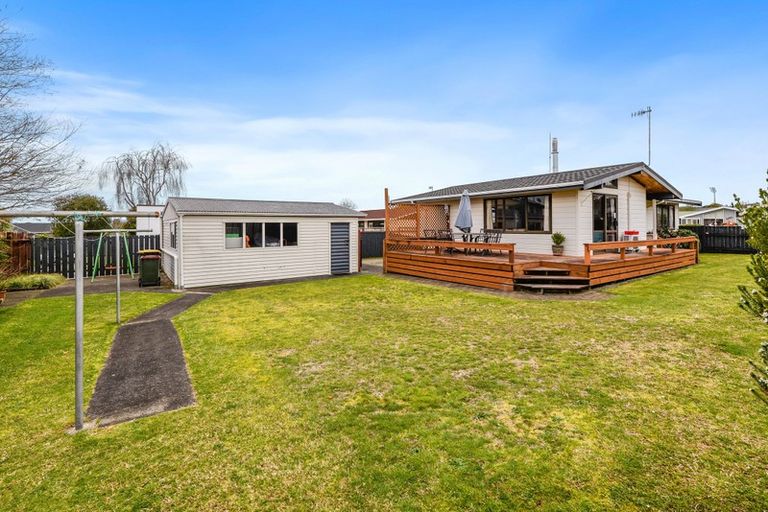 Photo of property in 36 Neri Crescent, Pomare, Rotorua, 3015