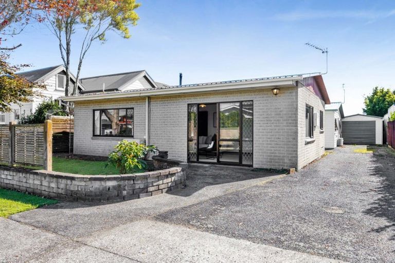 Photo of property in 5/1 Hawea Street, Merrilands, New Plymouth, 4312