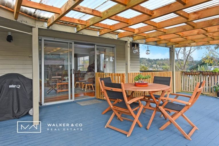 Photo of property in 7 Radiata Grove, Brown Owl, Upper Hutt, 5018