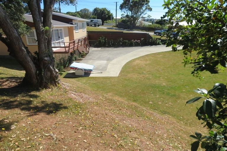 Photo of property in 99 Ironside Road, Johnsonville, Wellington, 6037