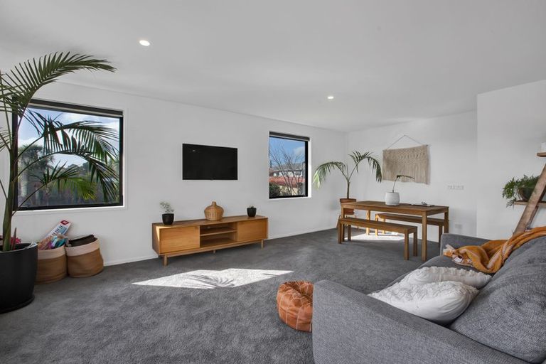 Photo of property in 69c South Road, Blagdon, New Plymouth, 4310