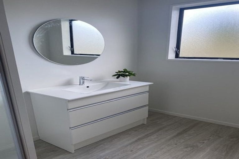 Photo of property in 1/79 Saint James Avenue, Papanui, Christchurch, 8053