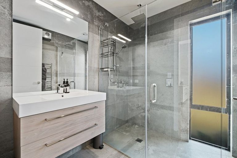 Photo of property in 86 Infinity Drive, Wanaka, 9305