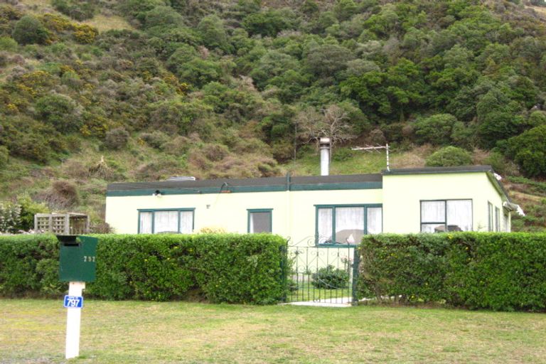 Photo of property in 797 Aramoana Road, Aramoana, Port Chalmers, 9082