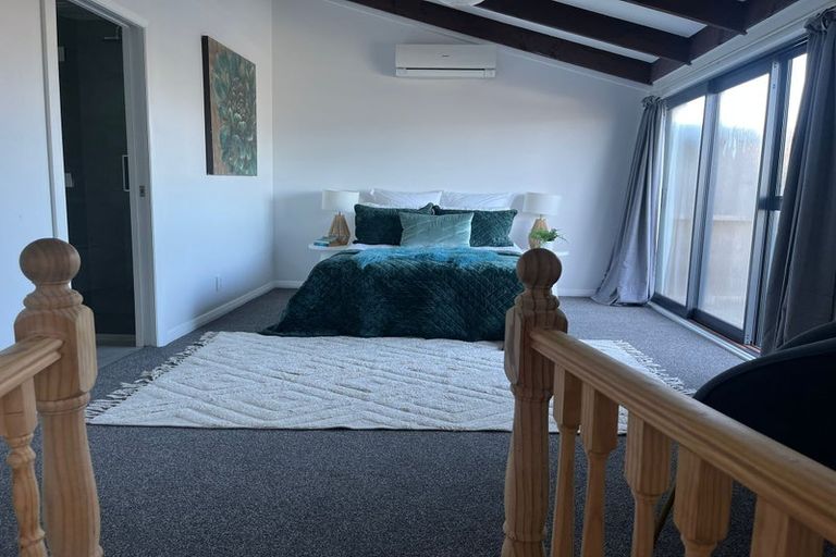 Photo of property in 2 Anzia Way, Johnsonville, Wellington, 6037