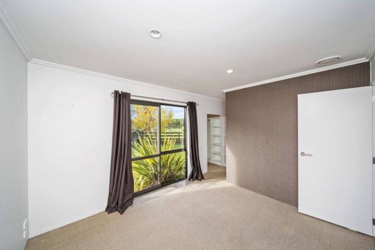 Photo of property in 554 Mountain Road, Lepperton, New Plymouth, 4373