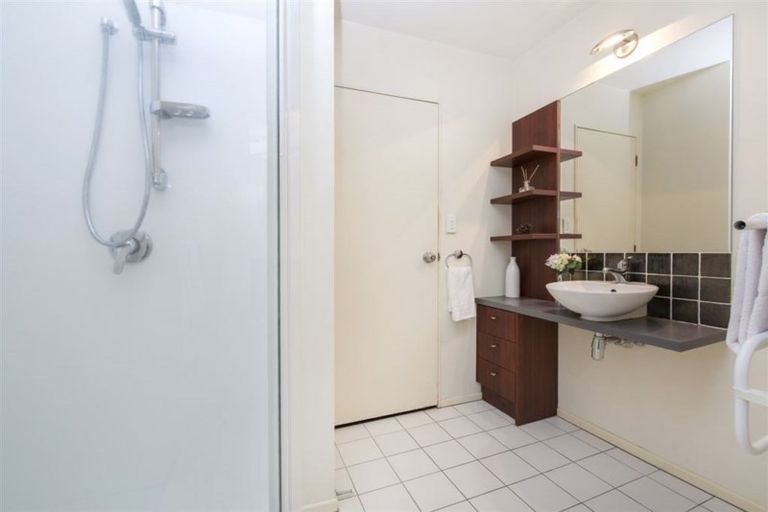 Photo of property in 42/21 Armoy Drive, East Tamaki, Auckland, 2016