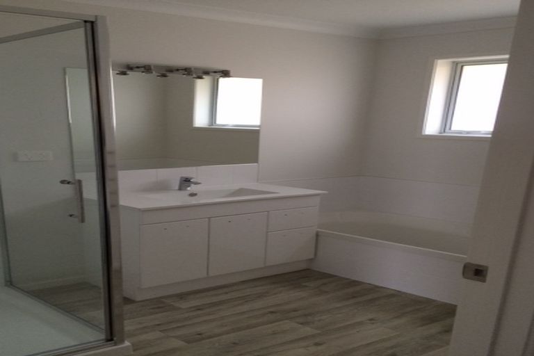 Photo of property in 212 Waikite Road, Welcome Bay, Tauranga, 3175