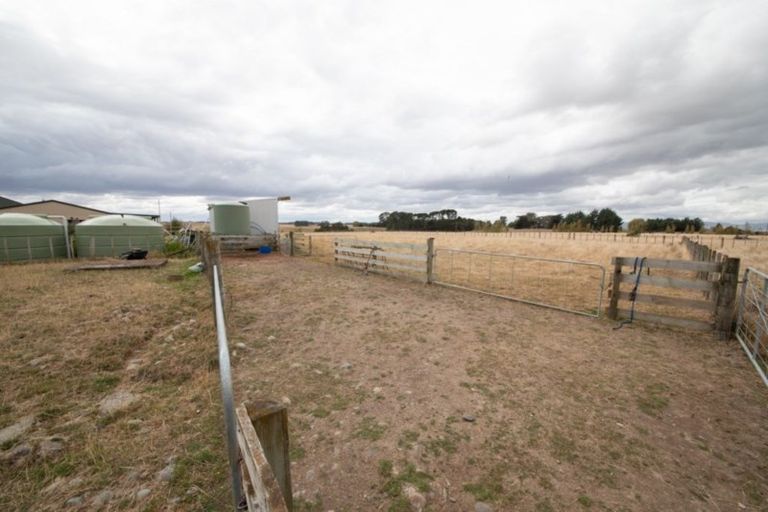 Photo of property in 355 Lethbridge Road, Feilding, 4779