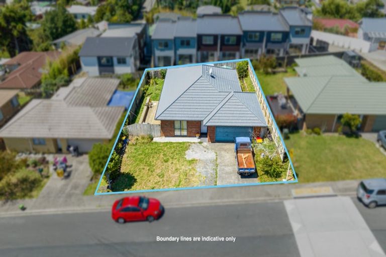 Photo of property in 22 Mili Way, Ranui, Auckland, 0612