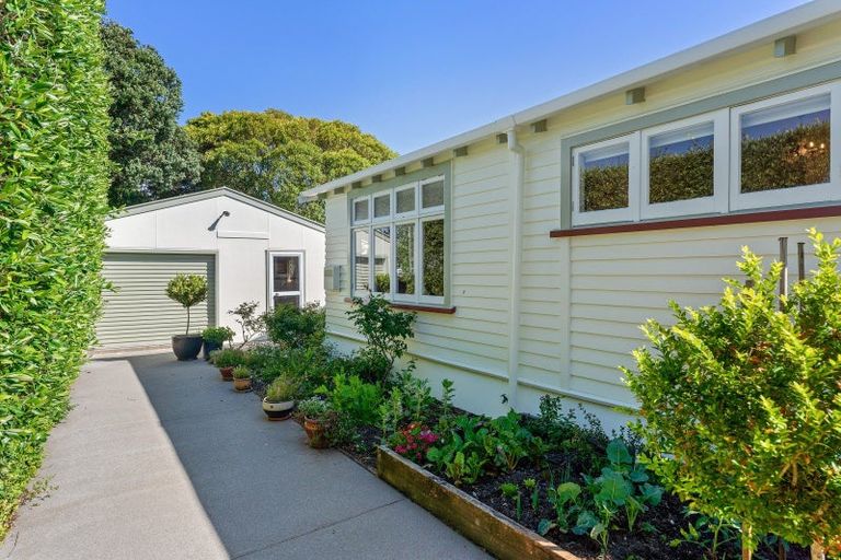 Photo of property in 9 Bell Street, Otaki, 5512