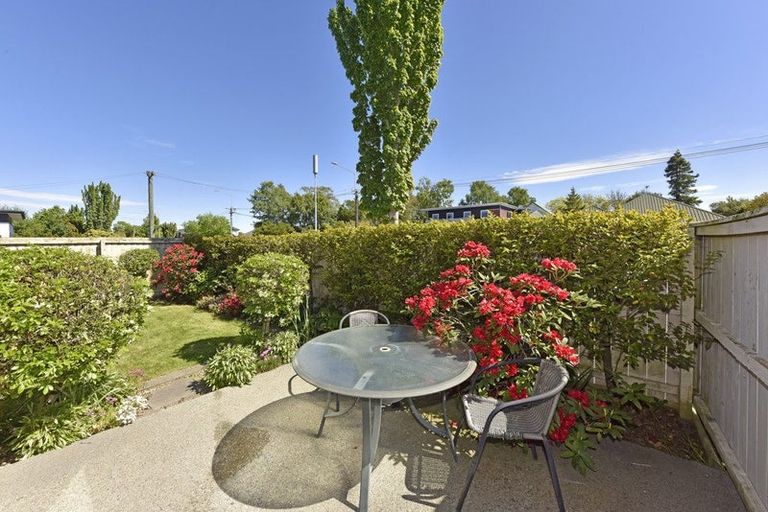 Photo of property in 1/414 Ilam Road, Bryndwr, Christchurch, 8052