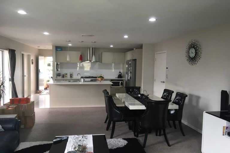 Photo of property in 240 Harbourside Drive, Karaka, Papakura, 2113