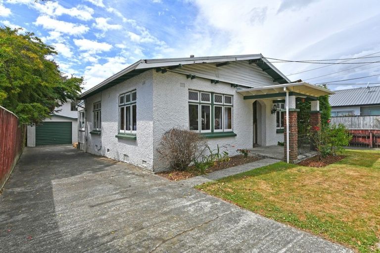 Photo of property in 70 Martin Street, Wallaceville, Upper Hutt, 5018