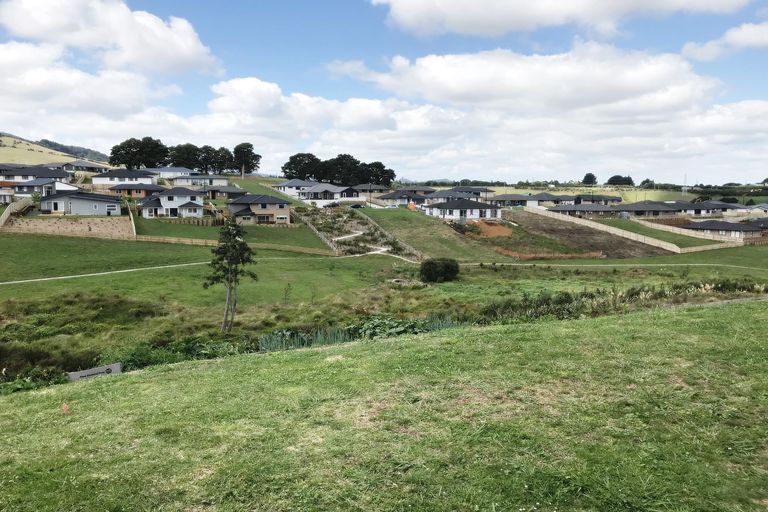 Photo of property in 25 Mark Ball Drive, Pokeno, 2402