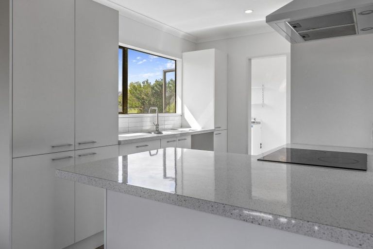 Photo of property in 35 Grace Crescent, Richmond Heights, Taupo, 3330