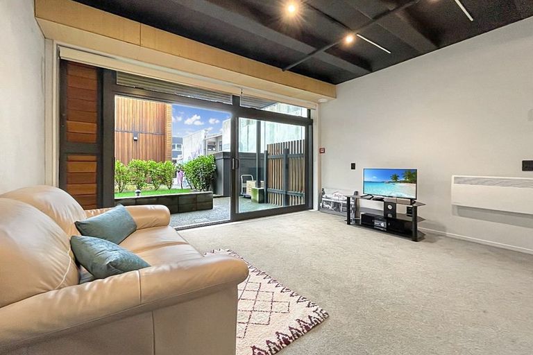 Photo of property in Vedado Apartments, 109/41 Hopper Street, Mount Cook, Wellington, 6011