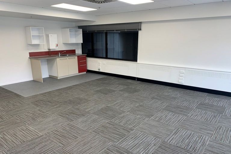 Photo of property in 36 Customhouse Quay, Wellington Central, Wellington, 6011