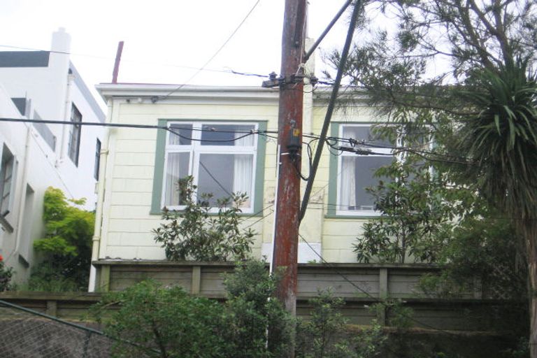 Photo of property in 36 Cleveland Street, Brooklyn, Wellington, 6021