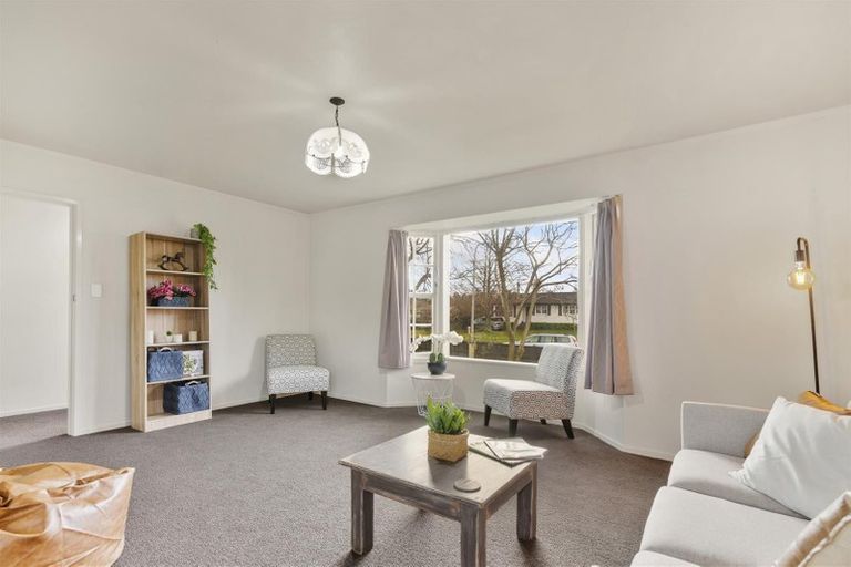 Photo of property in 22 Browning Crescent, Owhata, Rotorua, 3010