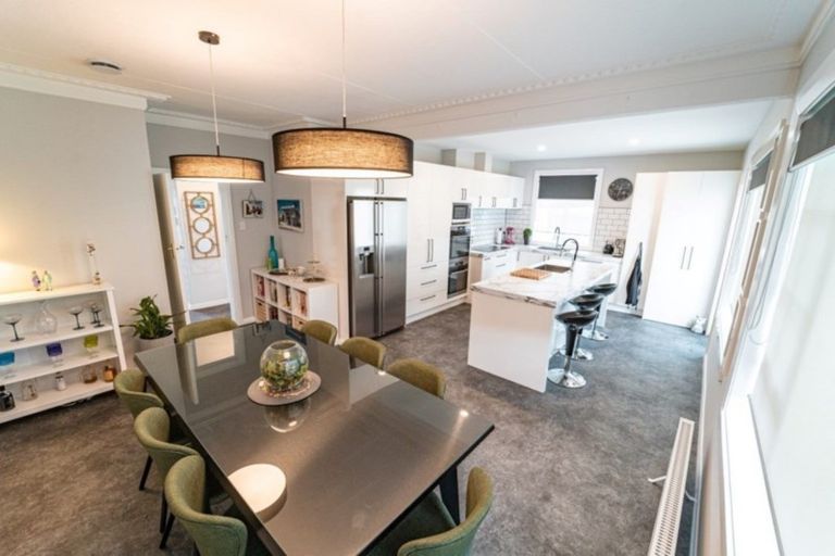 Photo of property in 14 Earls Road, Saint Clair, Dunedin, 9012