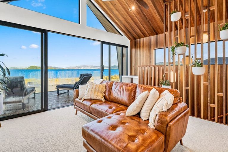 Photo of property in 239 The Esplanade, Petone, Lower Hutt, 5012